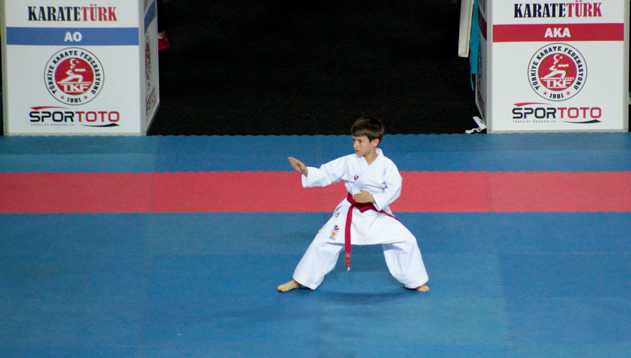 Karatenin yeni yıldızları Antalya'da parlıyor