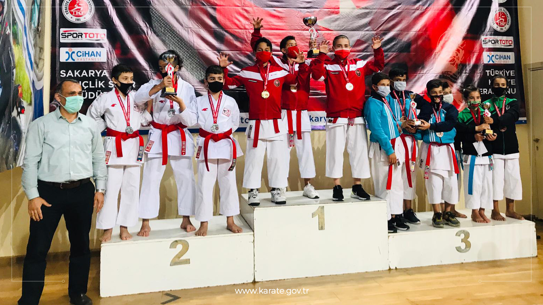 Sakarya'da en başarılı ekip Ankara Karate İhtisas Kulübü  