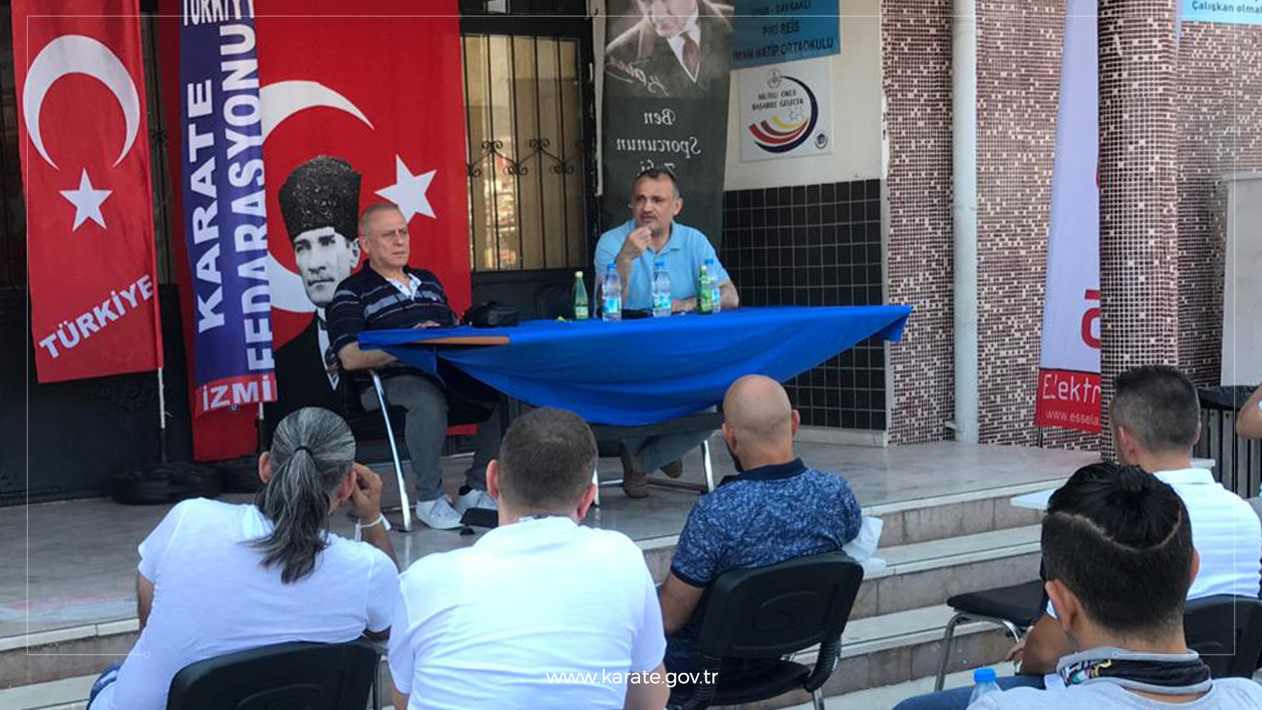 İzmir karatesi Başkan Esat Delihasan'ı ağırladı