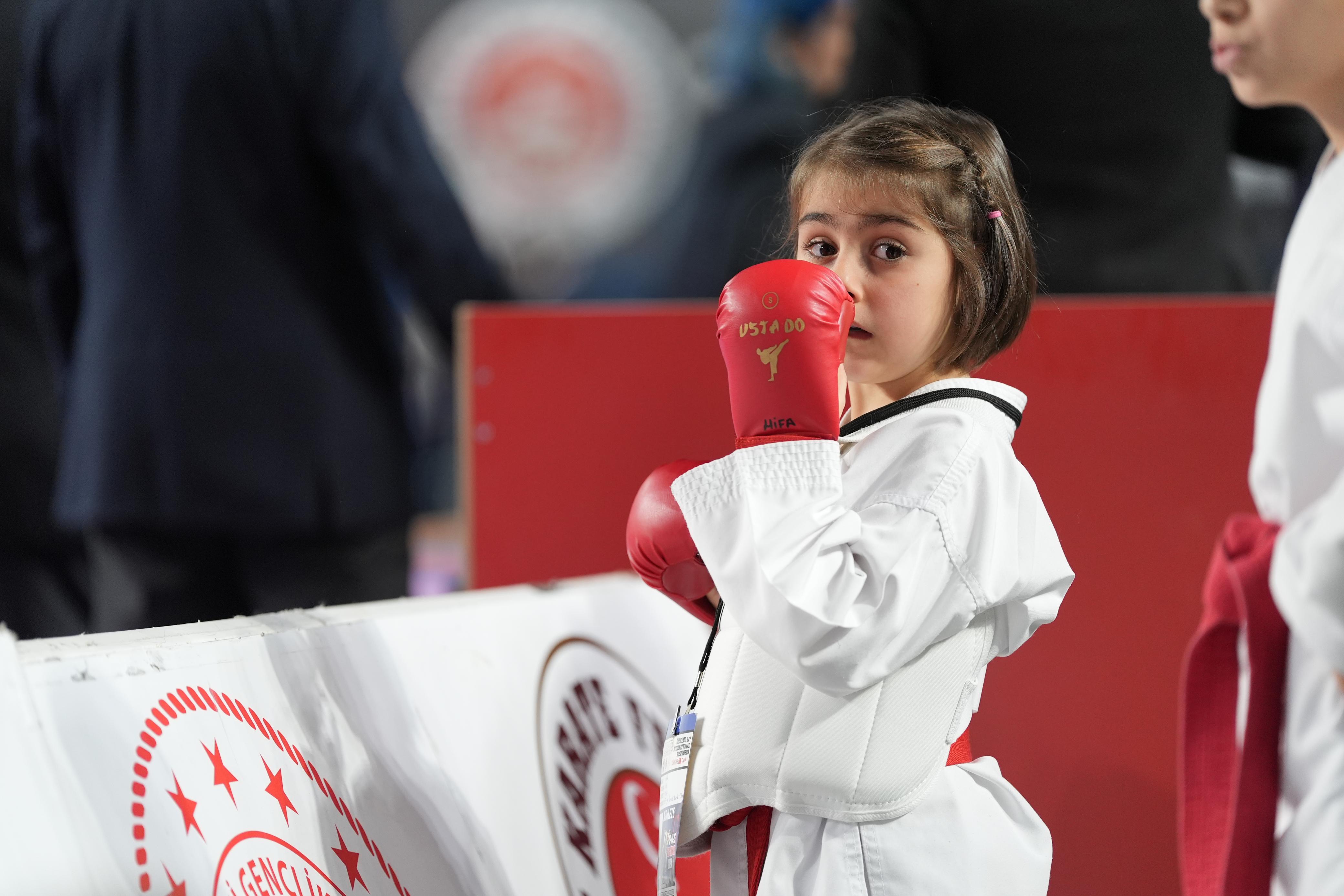 34. ULUSLARARASI BOĞAZİÇİ KARATE TURNUVASI